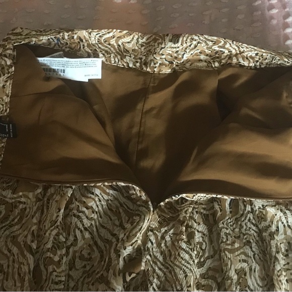 Harem style
Shorts under sheer pants - Picture 7 of 8